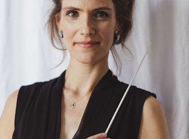 Chloé van Soeterstède, 2022-204 Fellow, wins Assistant Conductor of the Bournemouth Symphony Orchestra
